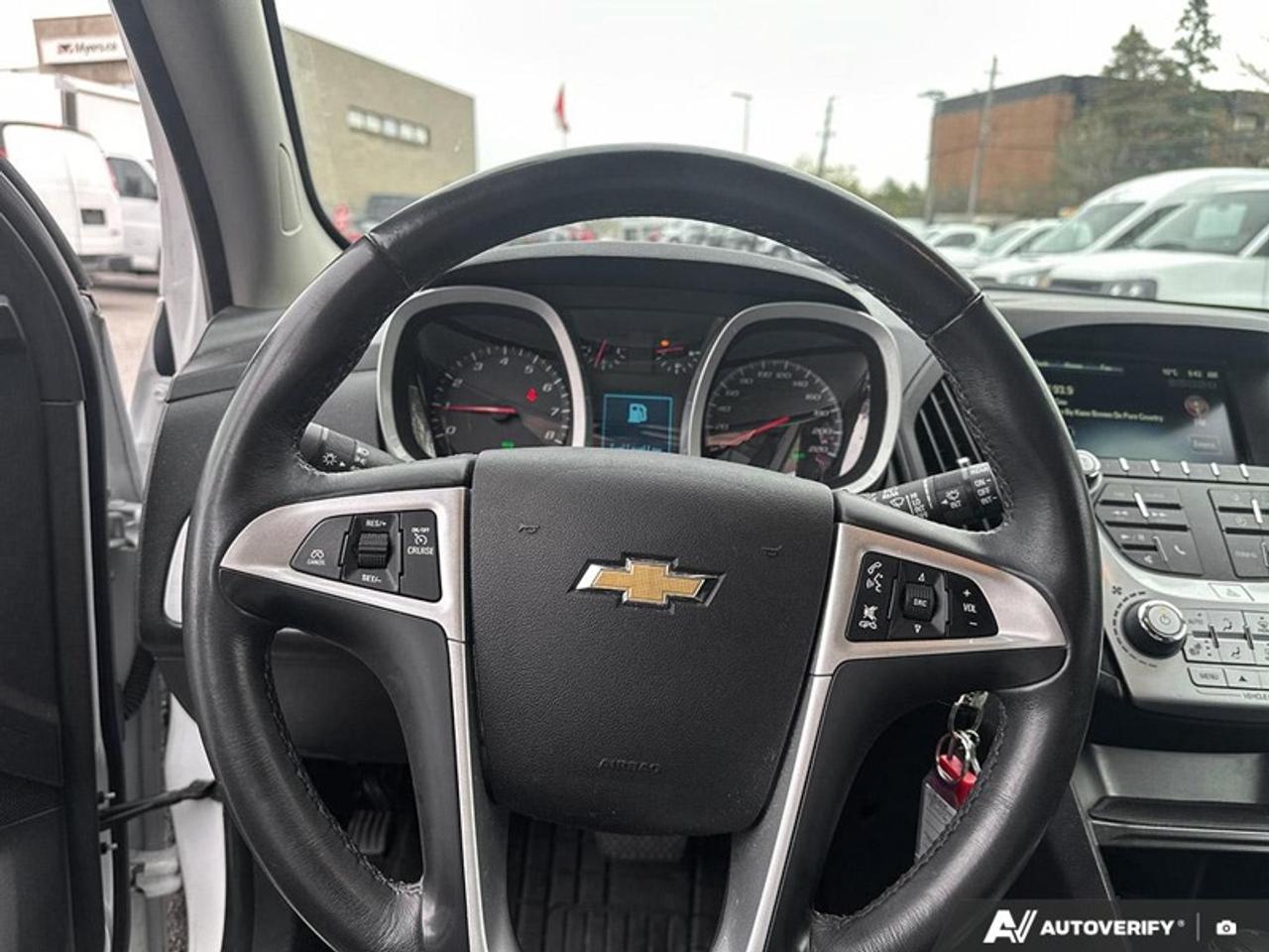2017 Chevrolet Equinox LT  LT, AWD, CONV PACKAGE Photo