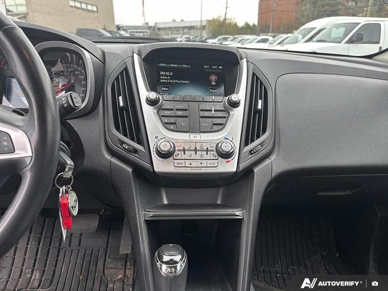 2017 Chevrolet Equinox LT  LT, AWD, CONV PACKAGE Photo