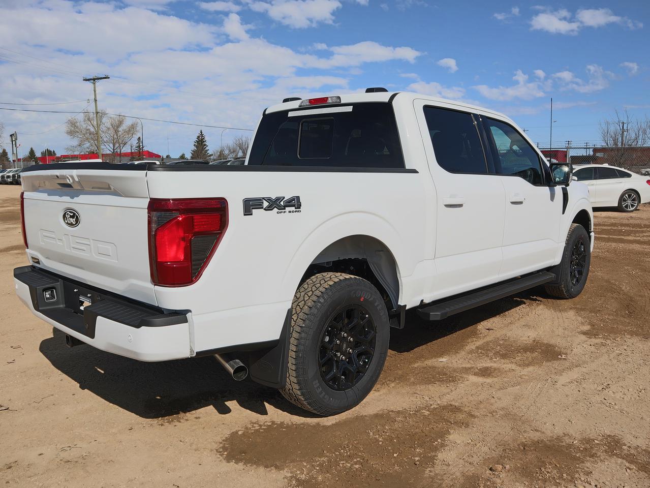 2026 Ford F-150 XLT Photo2