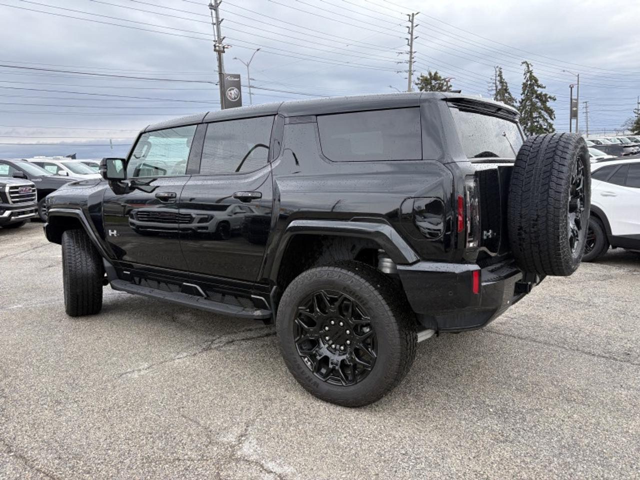 2024 GMC HUMMER EV SUV 2X  - Low Mileage Photo