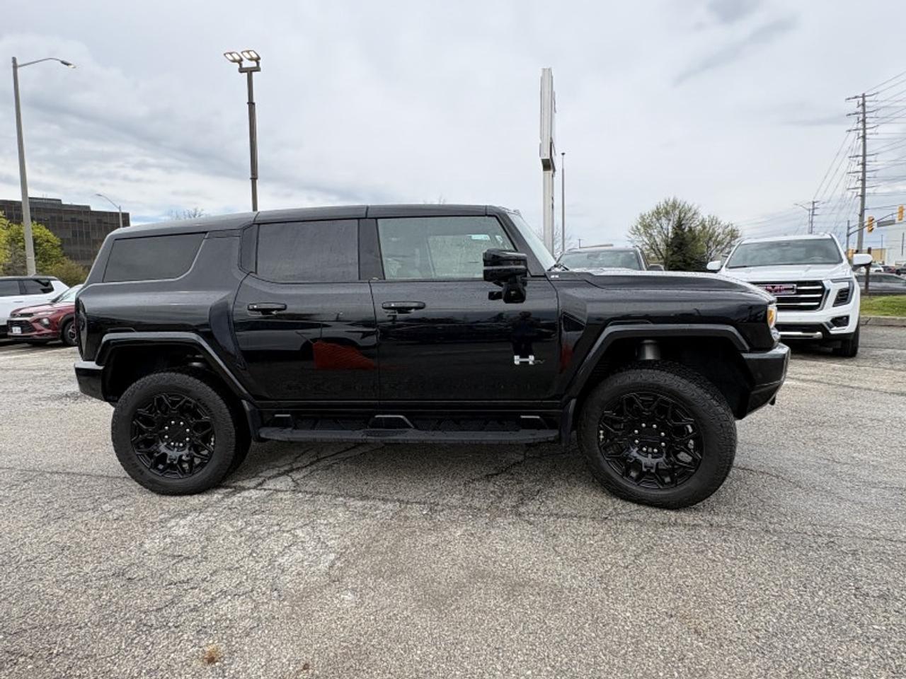 2024 GMC HUMMER EV SUV 2X  - Low Mileage Photo