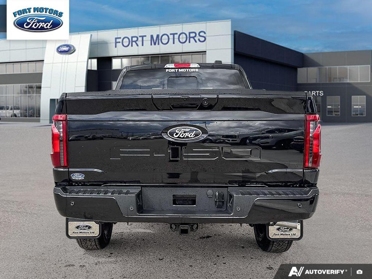 2026 Ford F-150 XLT Photo4
