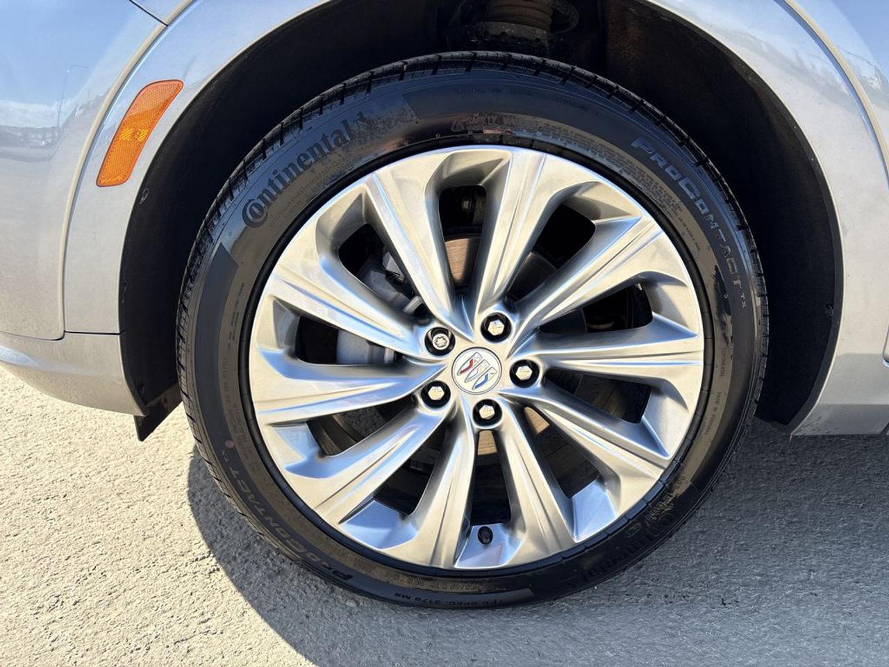 2024 Buick Envista Avenir Photo2