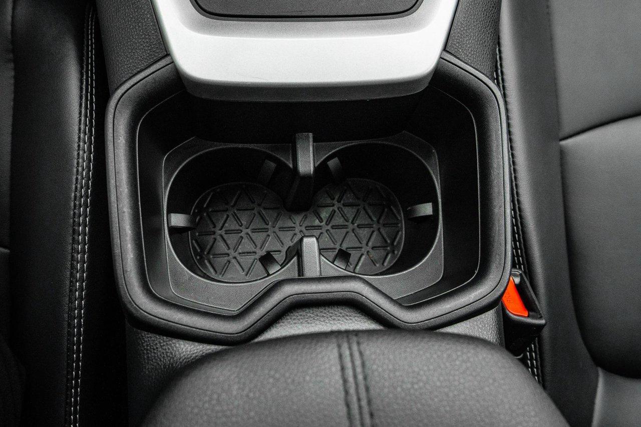 2025 Toyota RAV4 XLE Premium Photo