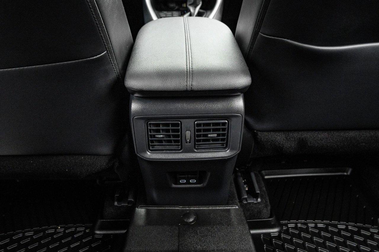 2025 Toyota RAV4 XLE Premium Photo