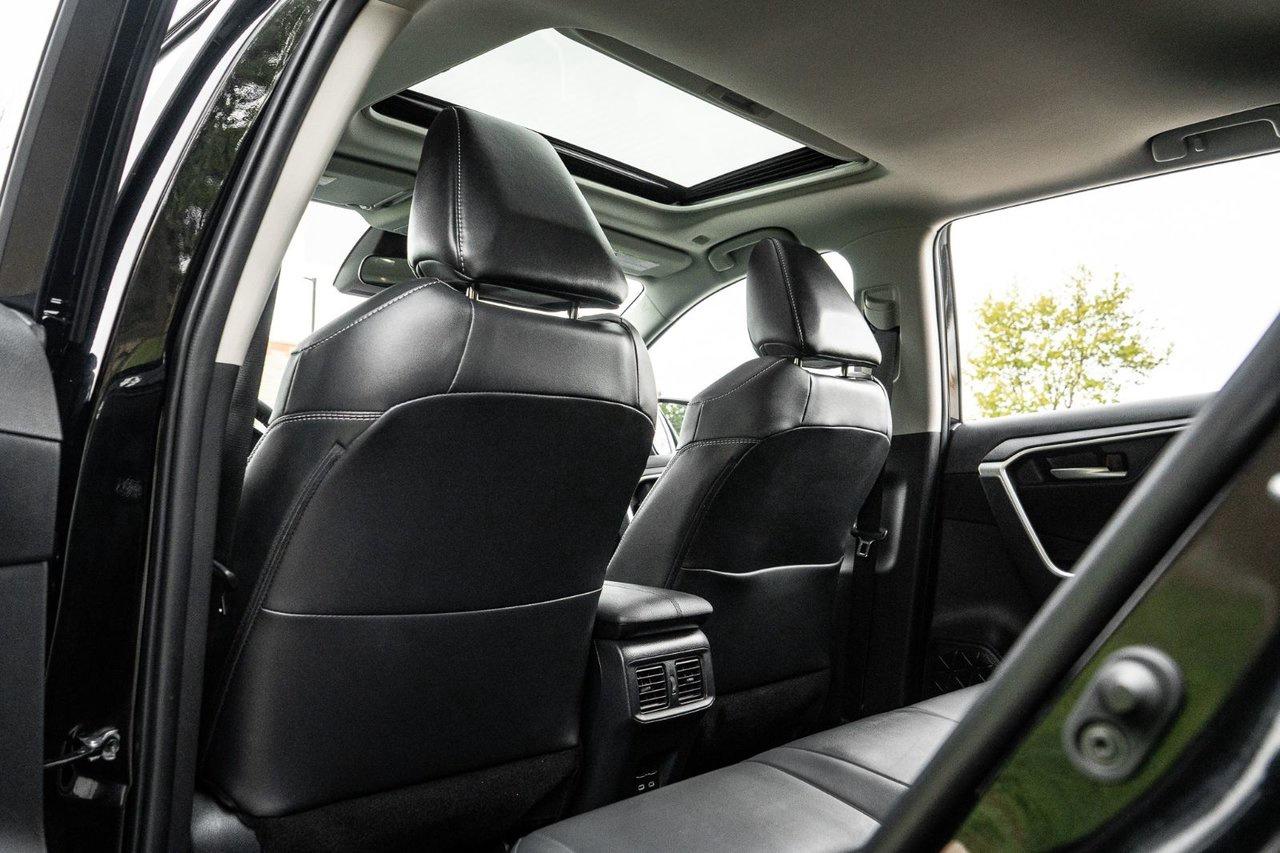 2025 Toyota RAV4 XLE Premium Photo