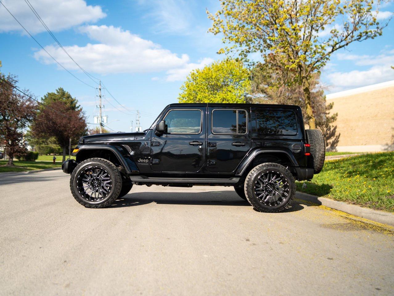 2022 Jeep Wrangler Unlimited Sahara Altitude Photo