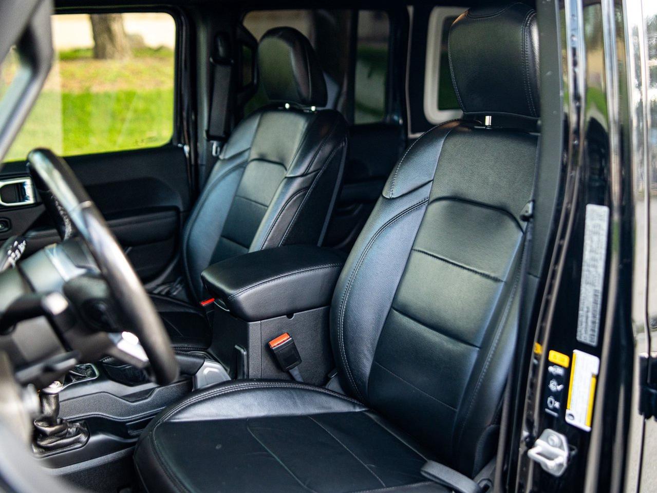 2022 Jeep Wrangler Unlimited Sahara Altitude Photo