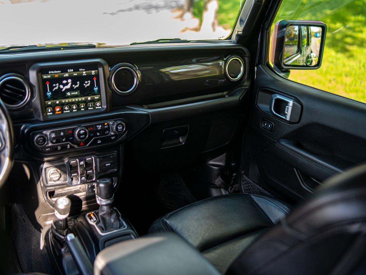 2022 Jeep Wrangler Unlimited Sahara Altitude Photo