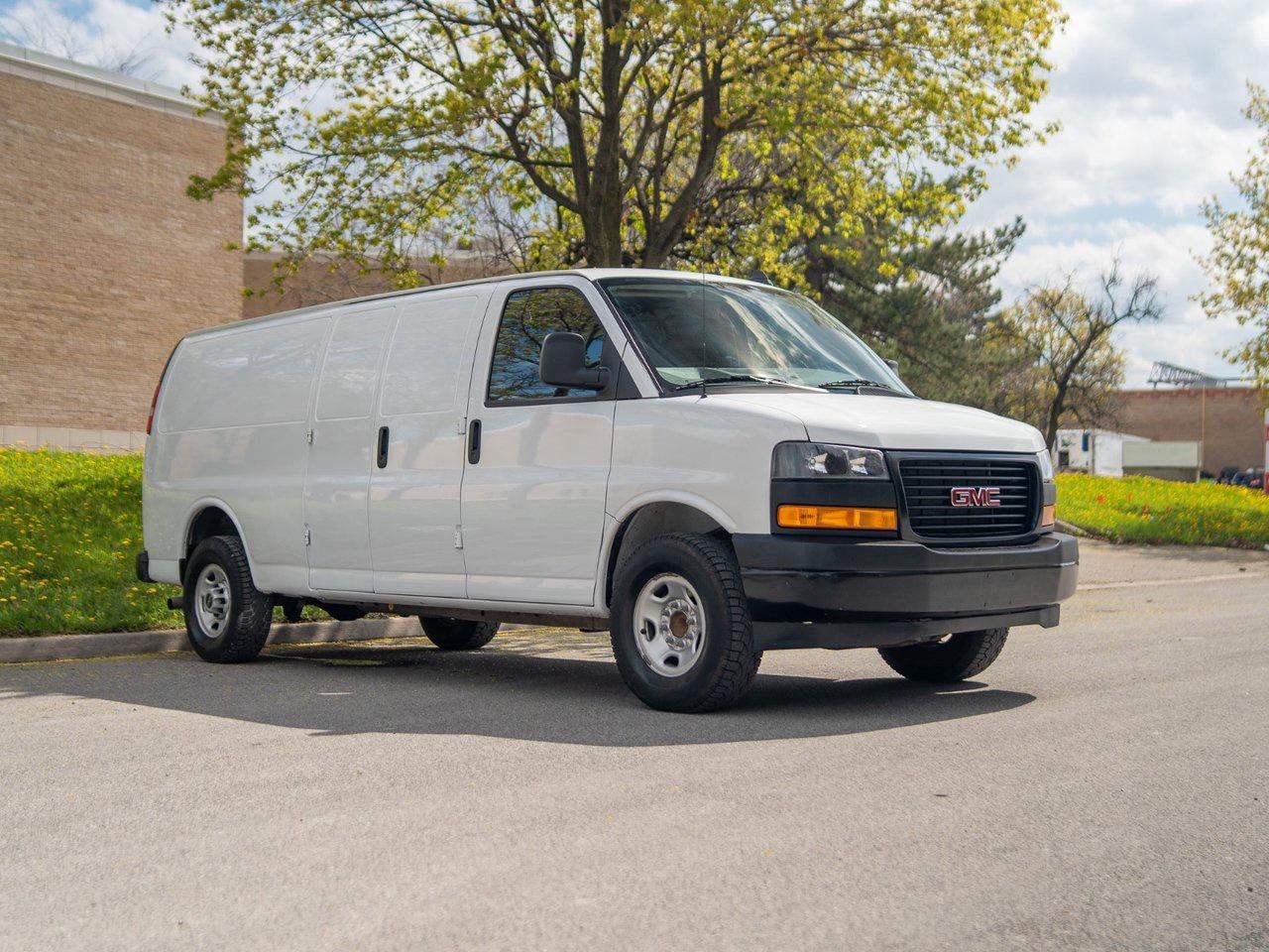 2023 GMC Savana Cargo Van Photo