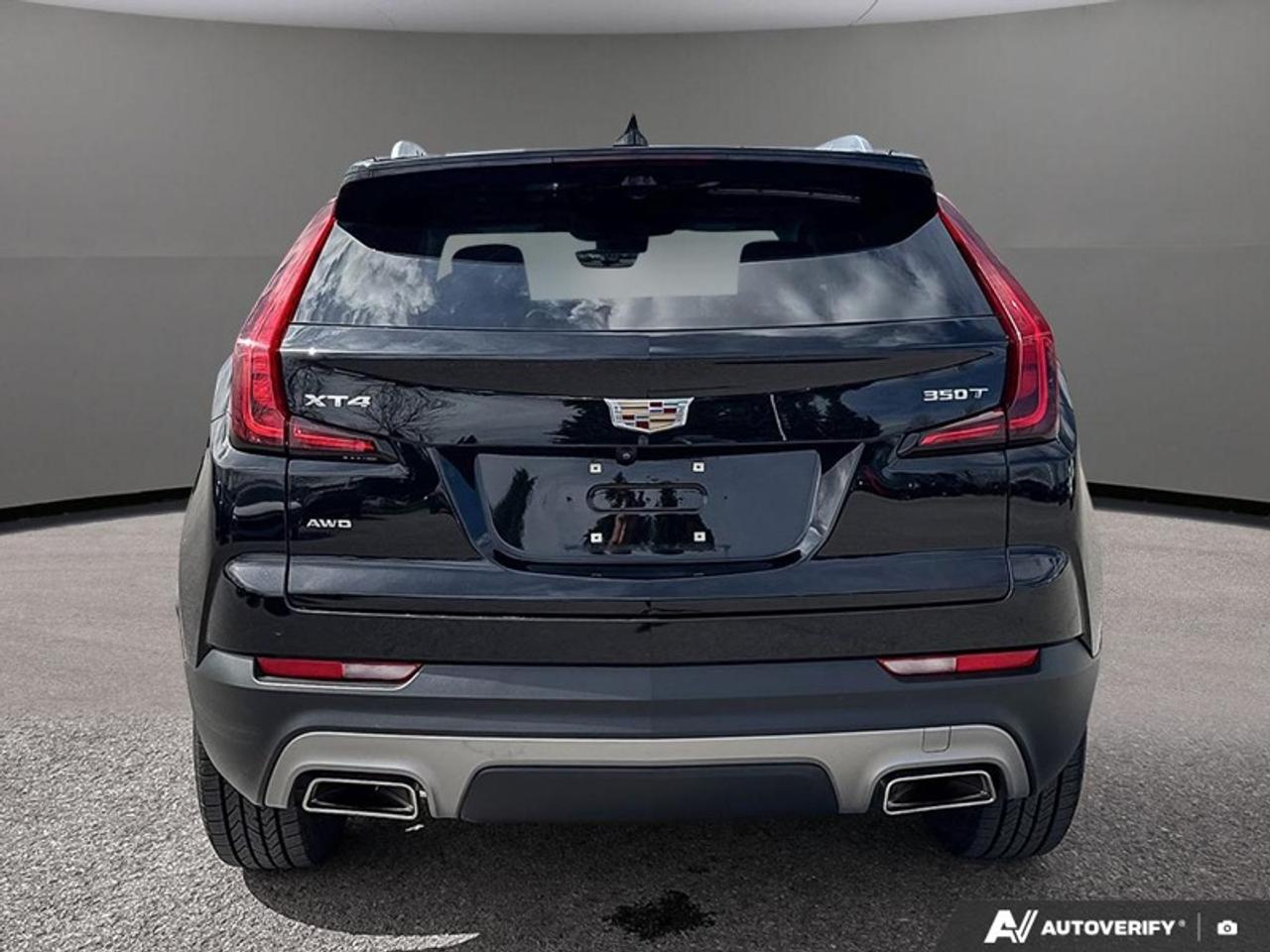 2022 Cadillac XT4 Premium Luxury  - Leather Seats Photo