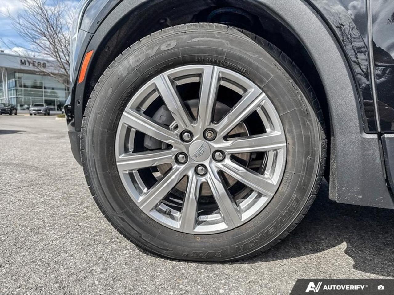 2022 Cadillac XT4 Premium Luxury  - Leather Seats Photo