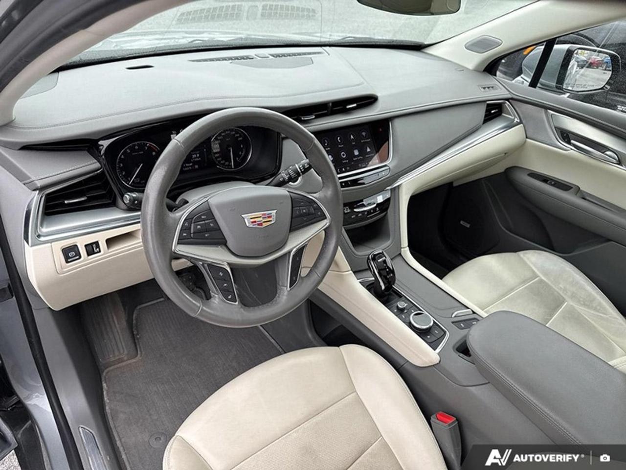 2023 Cadillac XT5 Premium Luxury  - Sunroof -  Premium Audio Photo