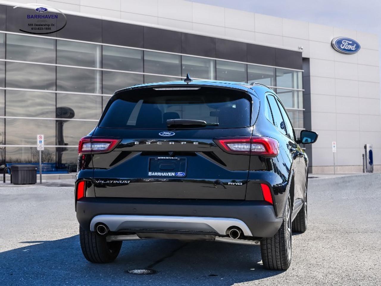 2024 Ford Escape Platinum Photo3