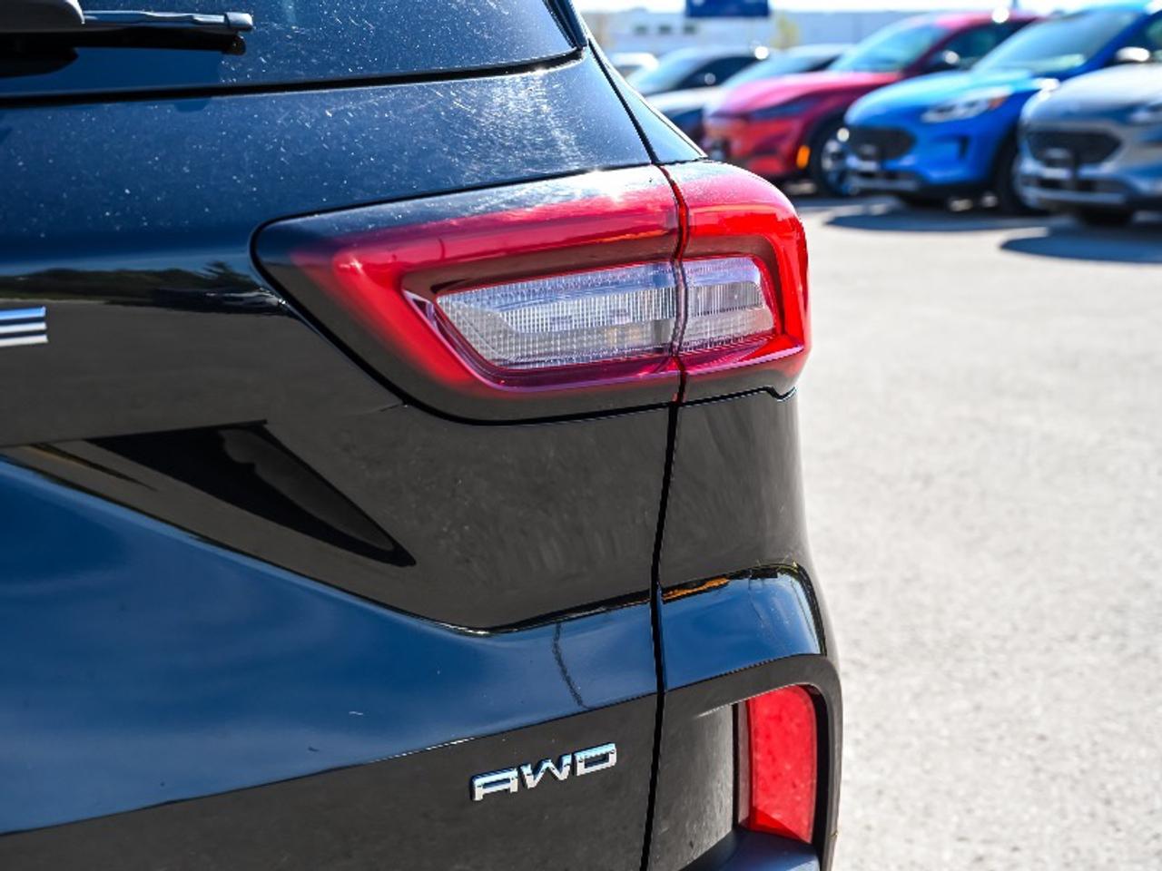 2024 Ford Escape Platinum Photo