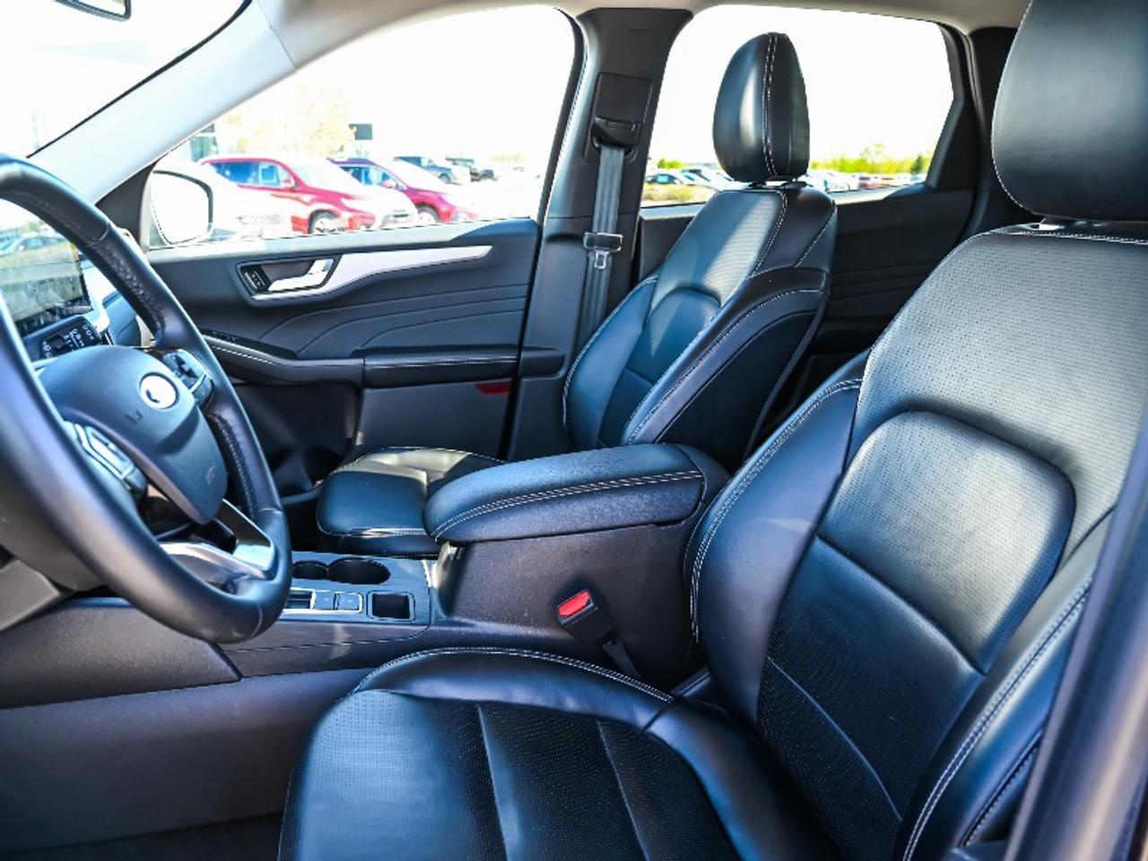 2024 Ford Escape Platinum Photo