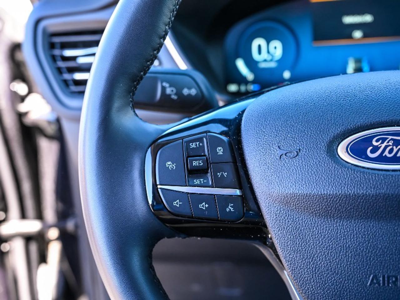 2024 Ford Escape Platinum Photo