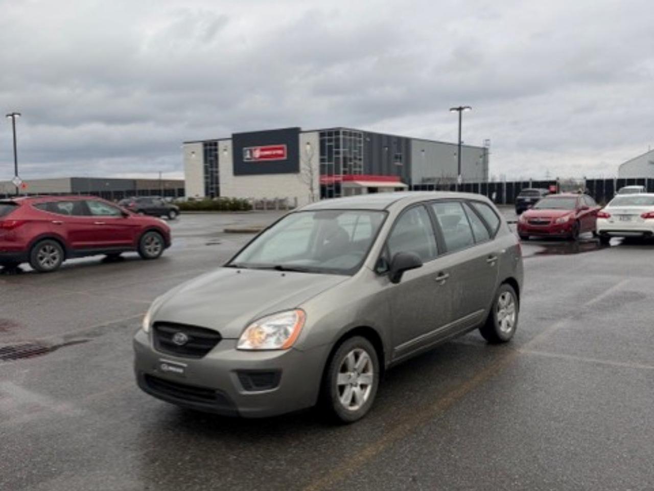 Used 2009 Kia Rondo LX for sale in La Prairie, QC