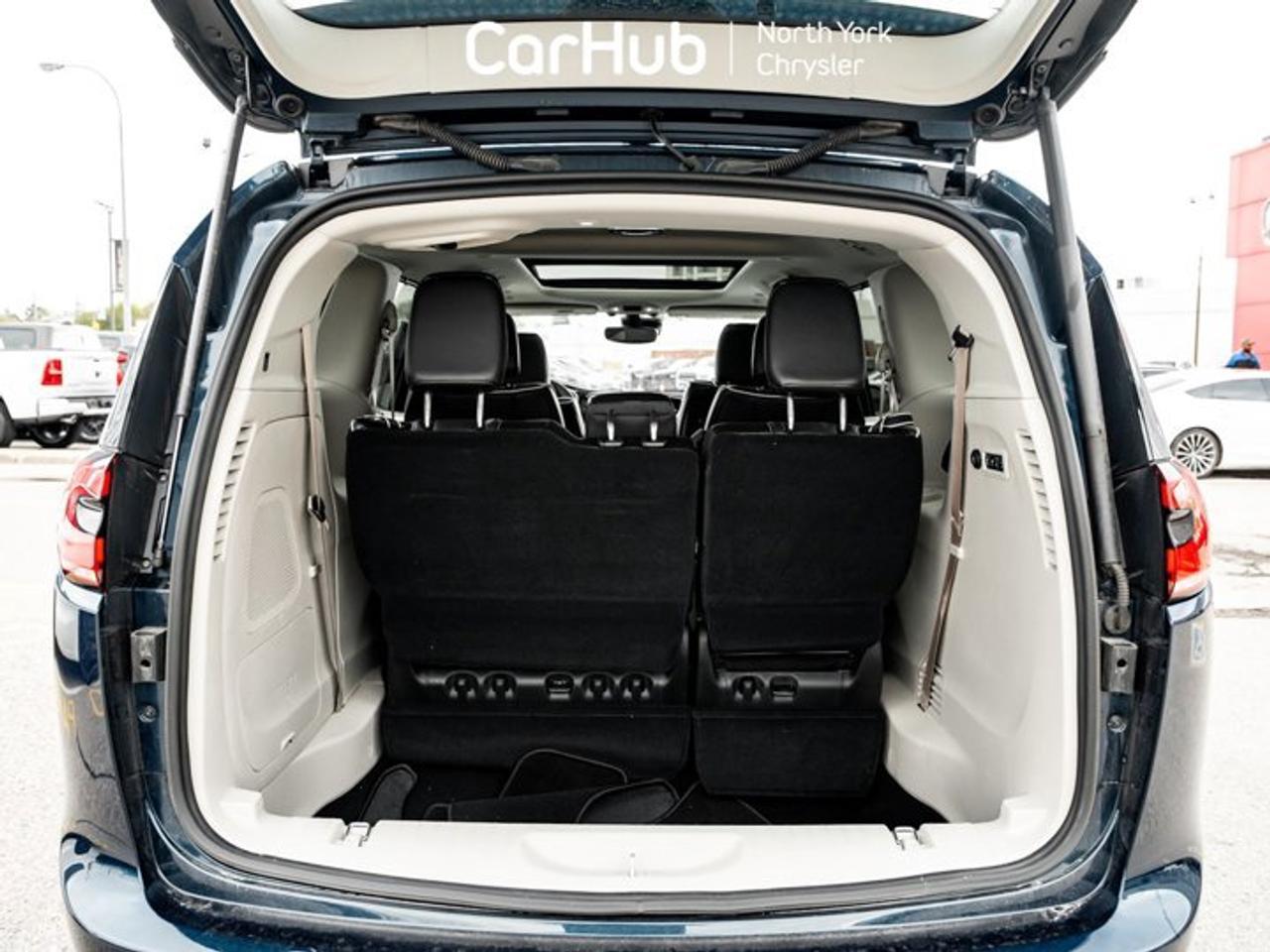 2024 Chrysler Pacifica Limited Panoroof Uconnect family theater system Harman Kardon Audio Photo