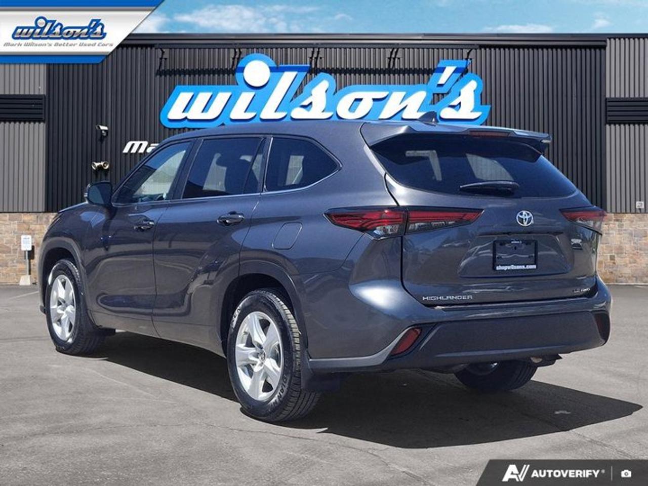 2023 Toyota Highlander LE AWD | Radar Cruise | Heated Seats | Power Seat | CarPlay + Android | Rear Camera | and More ! Photo