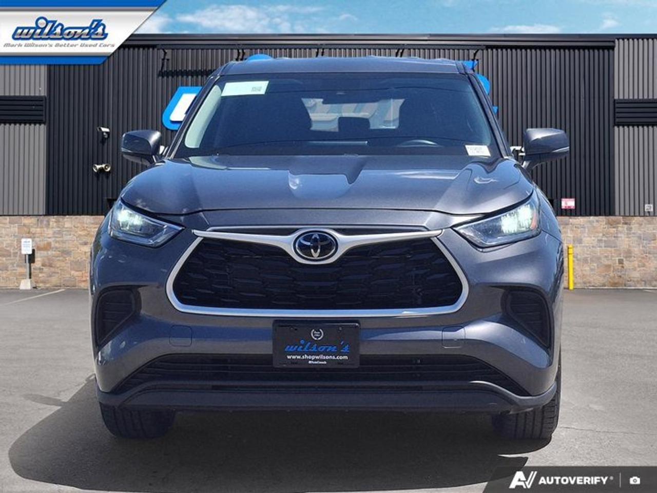 2023 Toyota Highlander LE AWD | Radar Cruise | Heated Seats | Power Seat | CarPlay + Android | Rear Camera | and More ! Photo