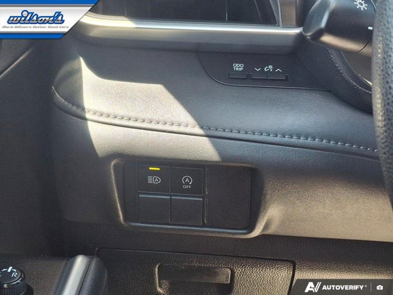 2023 Toyota Highlander LE AWD | Radar Cruise | Heated Seats | Power Seat | CarPlay + Android | Rear Camera | and More ! Photo