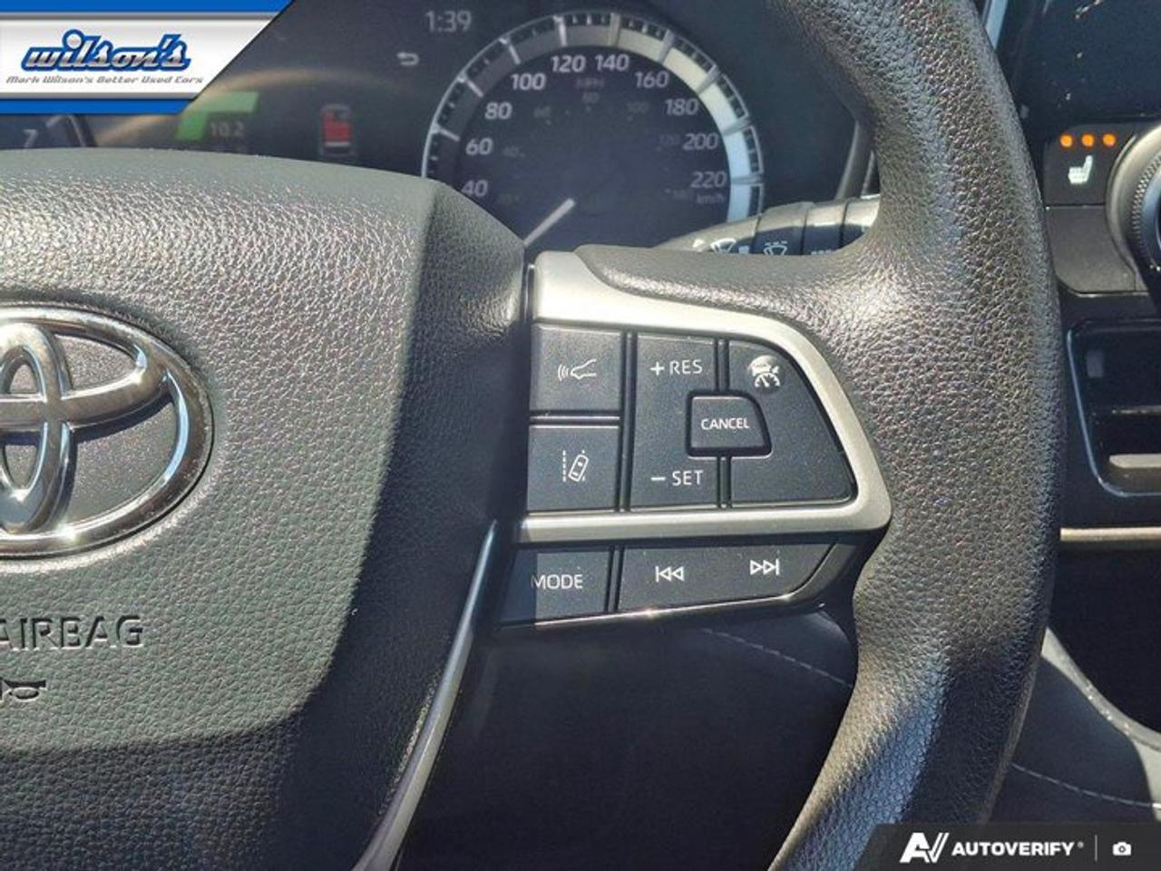 2023 Toyota Highlander LE AWD | Radar Cruise | Heated Seats | Power Seat | CarPlay + Android | Rear Camera | and More ! Photo