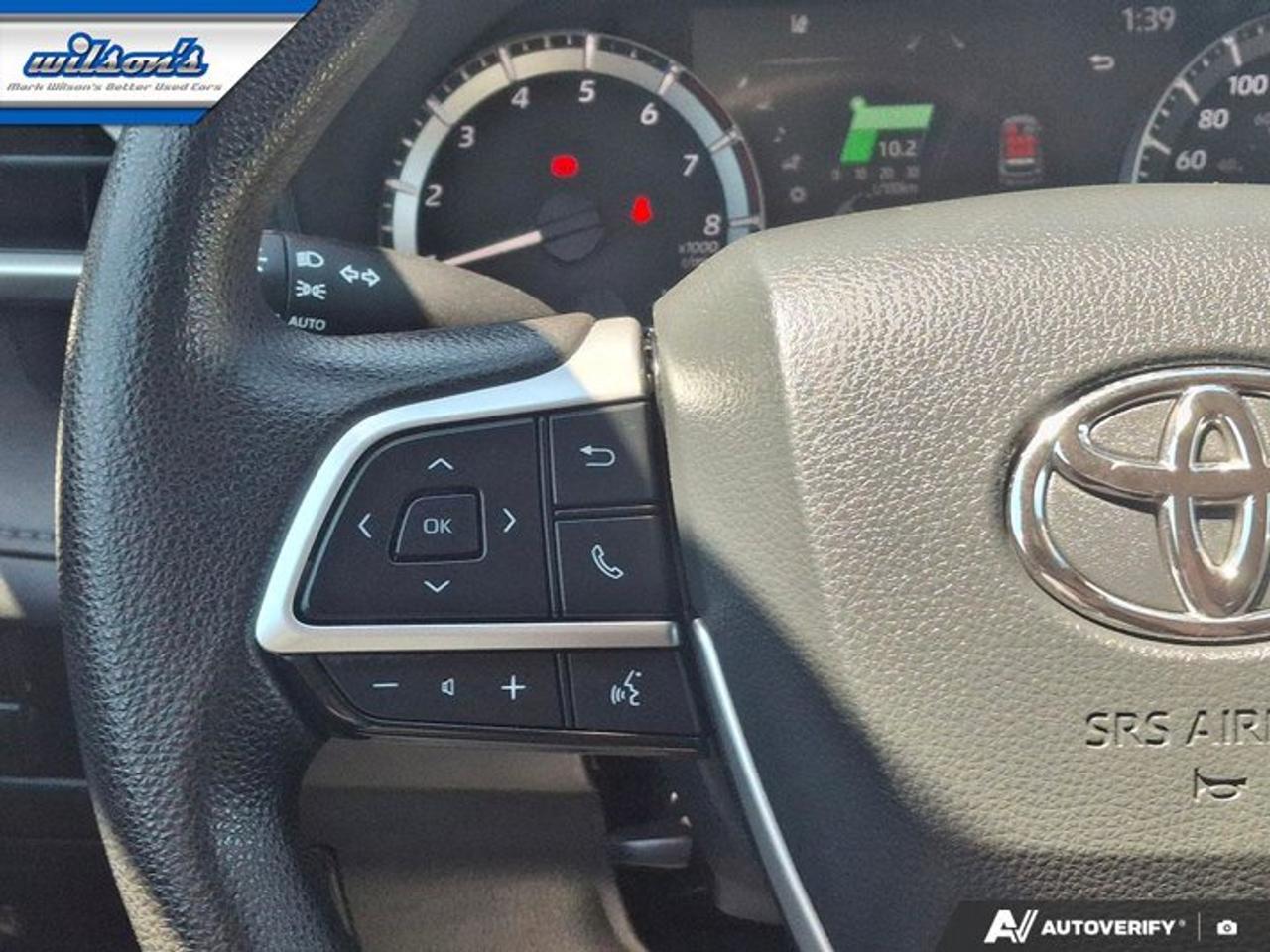 2023 Toyota Highlander LE AWD | Radar Cruise | Heated Seats | Power Seat | CarPlay + Android | Rear Camera | and More ! Photo