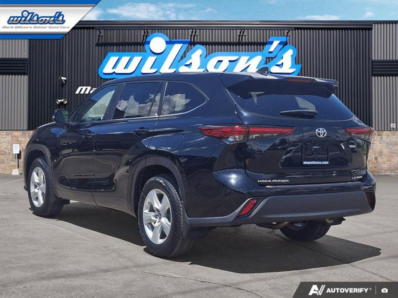 2023 Toyota Highlander LE AWD | Radar Cruise | Heated Seats | Power Seat | CarPlay + Android | Rear Camera | and More ! Photo