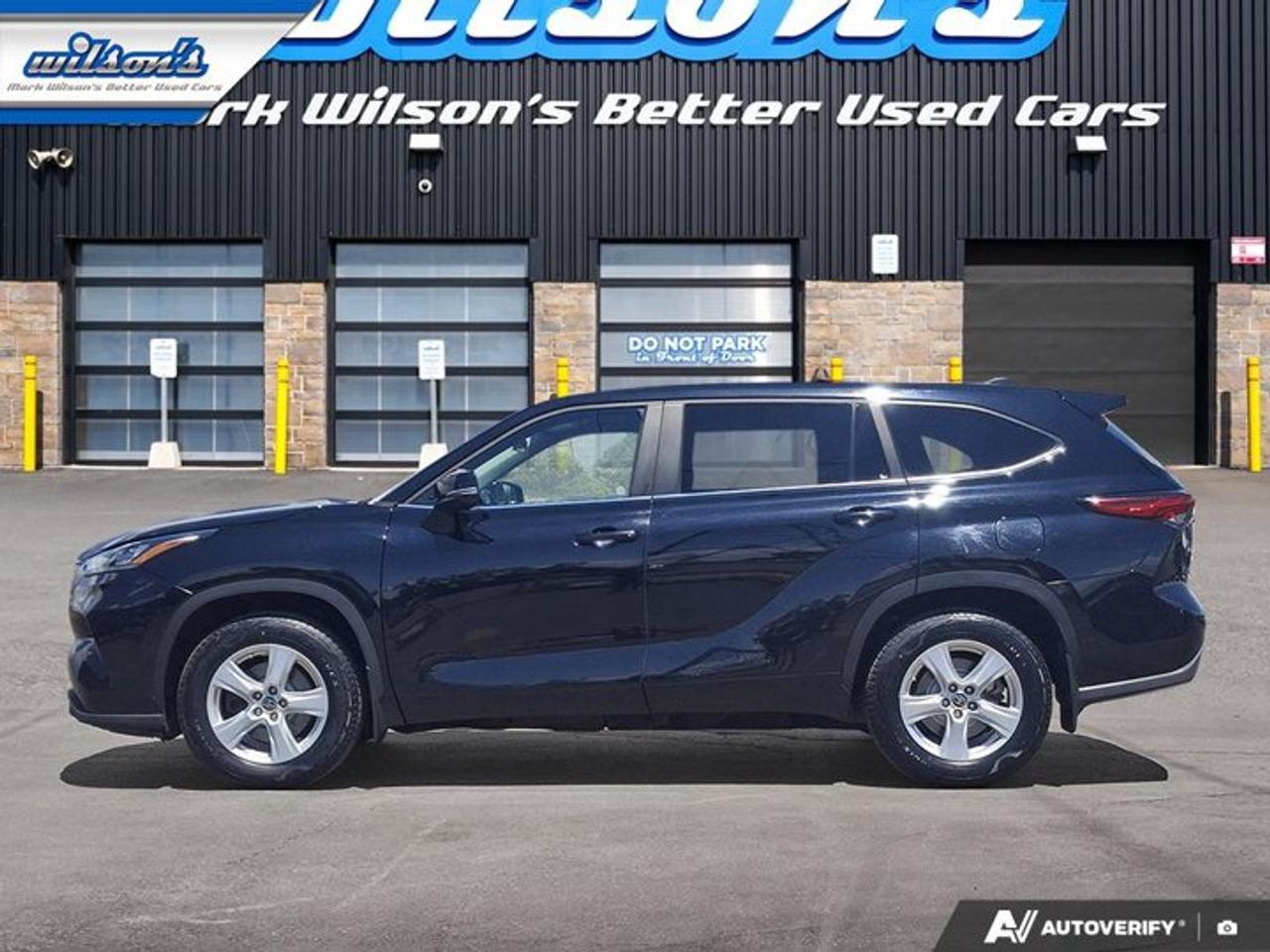 2023 Toyota Highlander LE AWD | Radar Cruise | Heated Seats | Power Seat | CarPlay + Android | Rear Camera | and More ! Photo