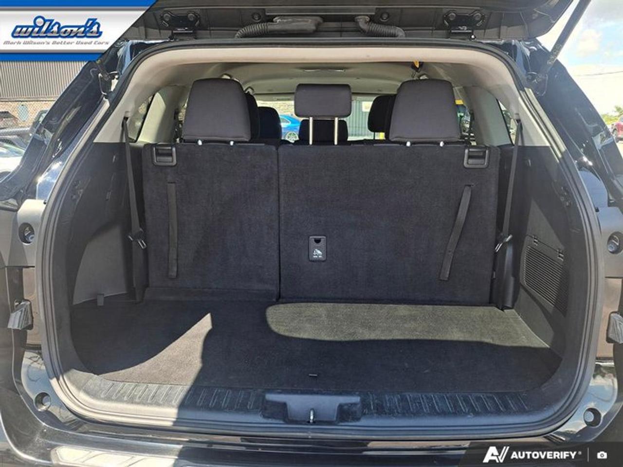 2023 Toyota Highlander LE AWD | Radar Cruise | Heated Seats | Power Seat | CarPlay + Android | Rear Camera | and More ! Photo
