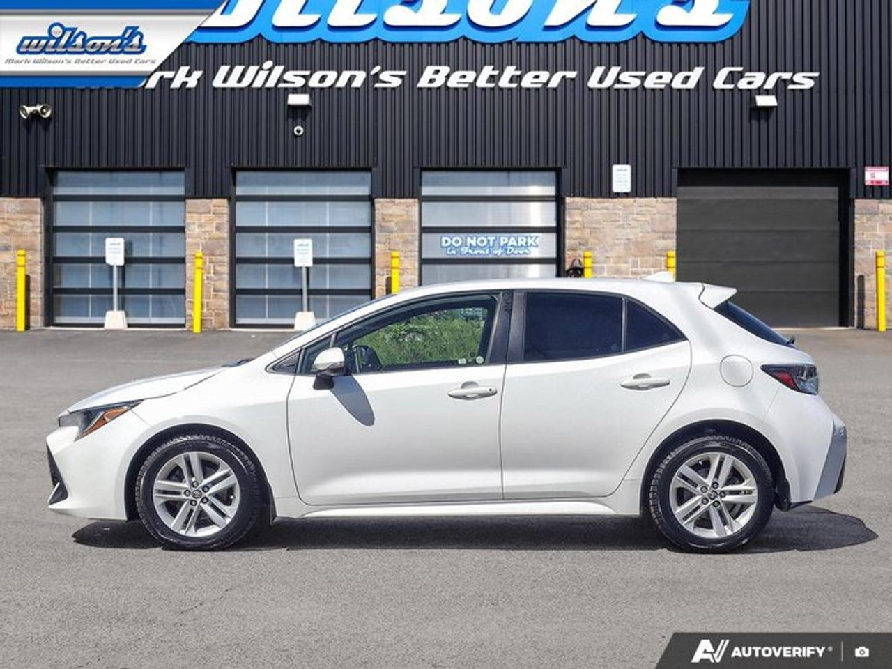2020 Toyota Corolla Hatchback SE | Heated Seats | Blind Spot Monitor | Toyota Safety Sense | Carplay + Android Auto | and More ! Photo