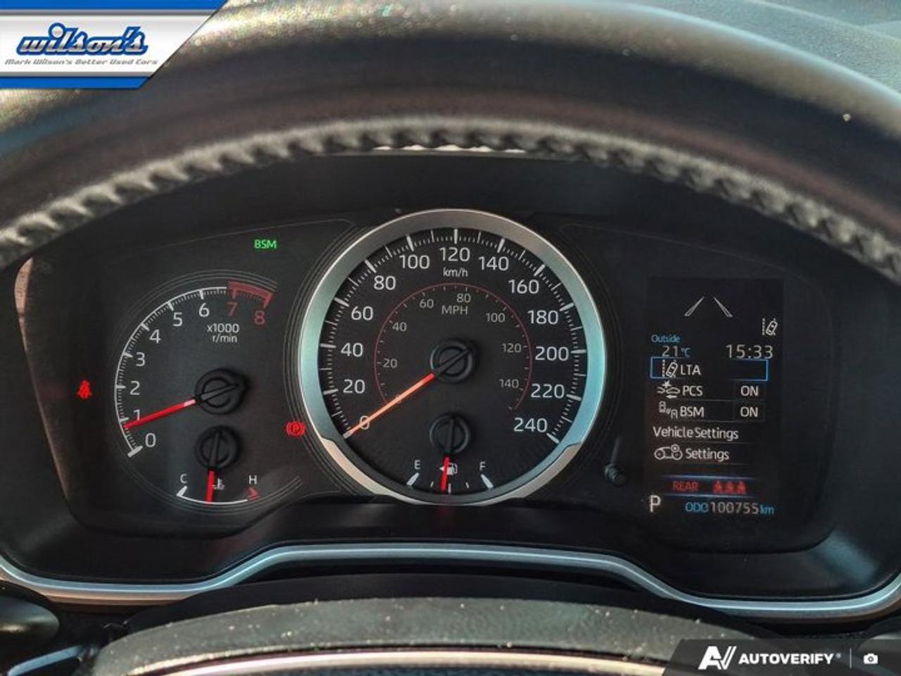 2020 Toyota Corolla Hatchback SE | Heated Seats | Blind Spot Monitor | Toyota Safety Sense | Carplay + Android Auto | and More ! Photo