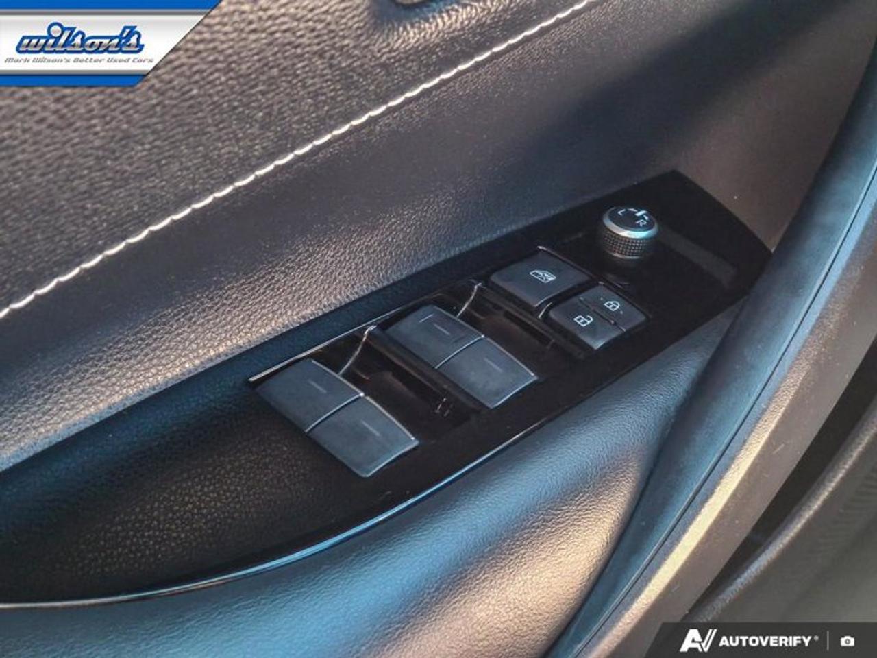 2020 Toyota Corolla Hatchback SE | Heated Seats | Blind Spot Monitor | Toyota Safety Sense | Carplay + Android Auto | and More ! Photo