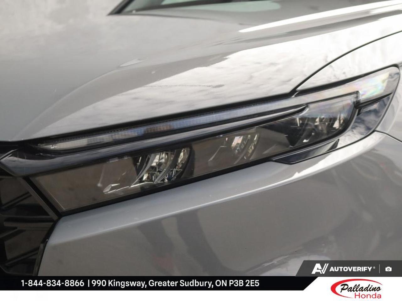 2023 Honda CR-V Hybrid Touring Photo