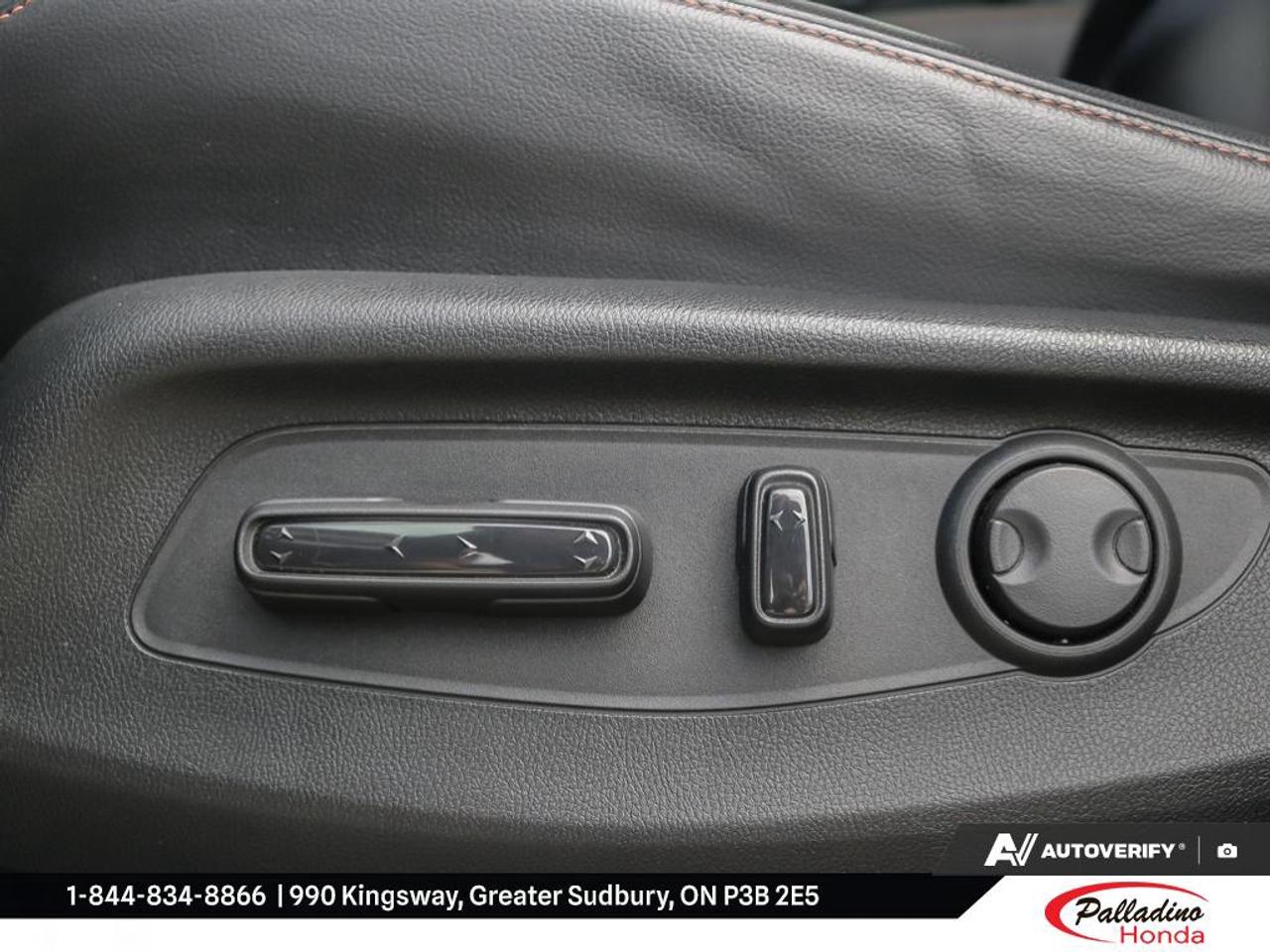2023 Honda CR-V Hybrid Touring Photo