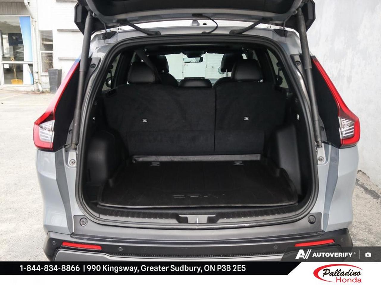 2023 Honda CR-V Hybrid Touring Photo