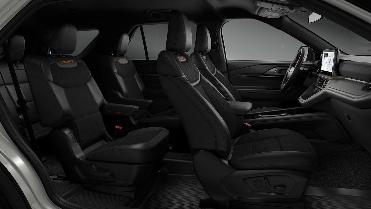 2026 Ford Explorer TREMOR Photo3