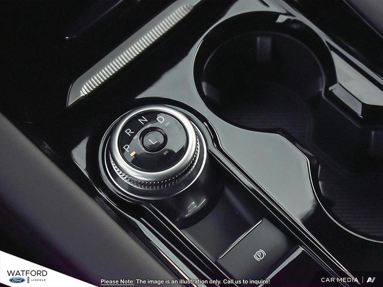 2026 Ford Explorer Platinum Photo