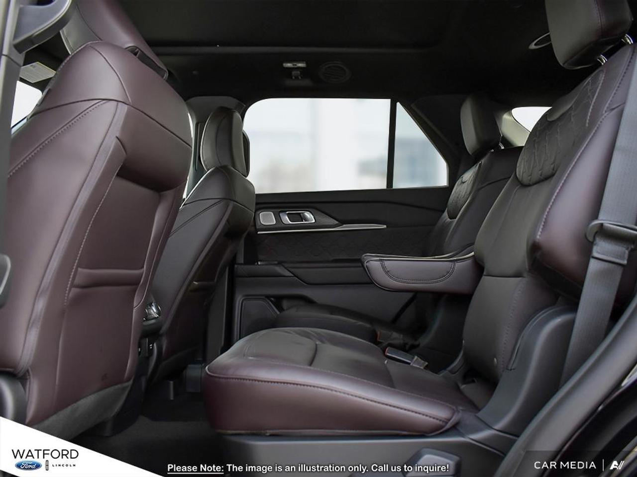 2026 Ford Explorer Platinum Photo