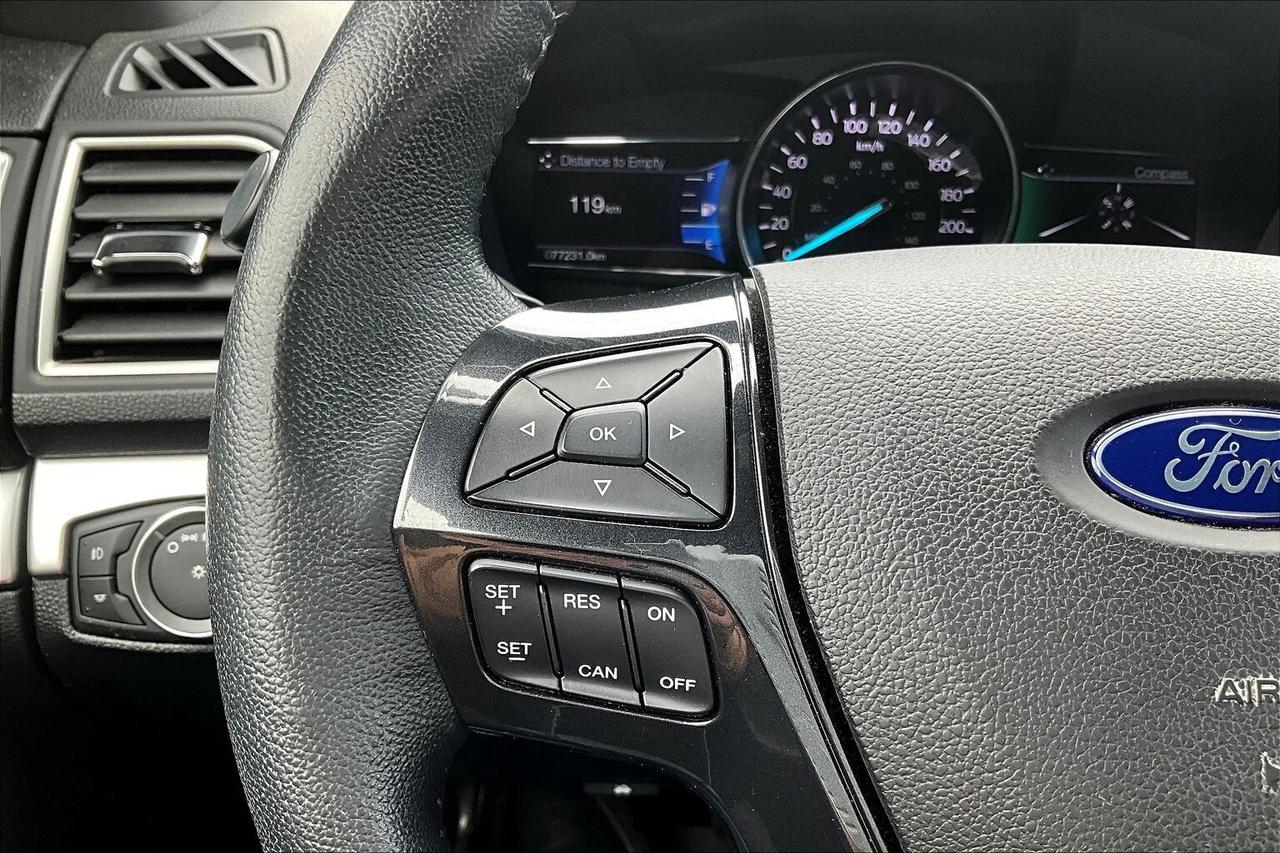 2017 Ford Explorer XLT Photo
