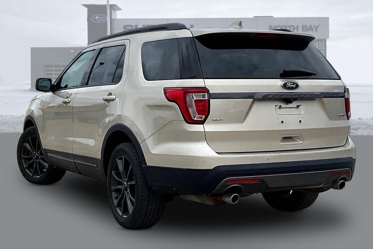 2017 Ford Explorer XLT Photo