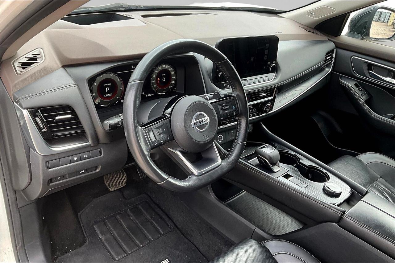 2021 Nissan Rogue Platinum Photo