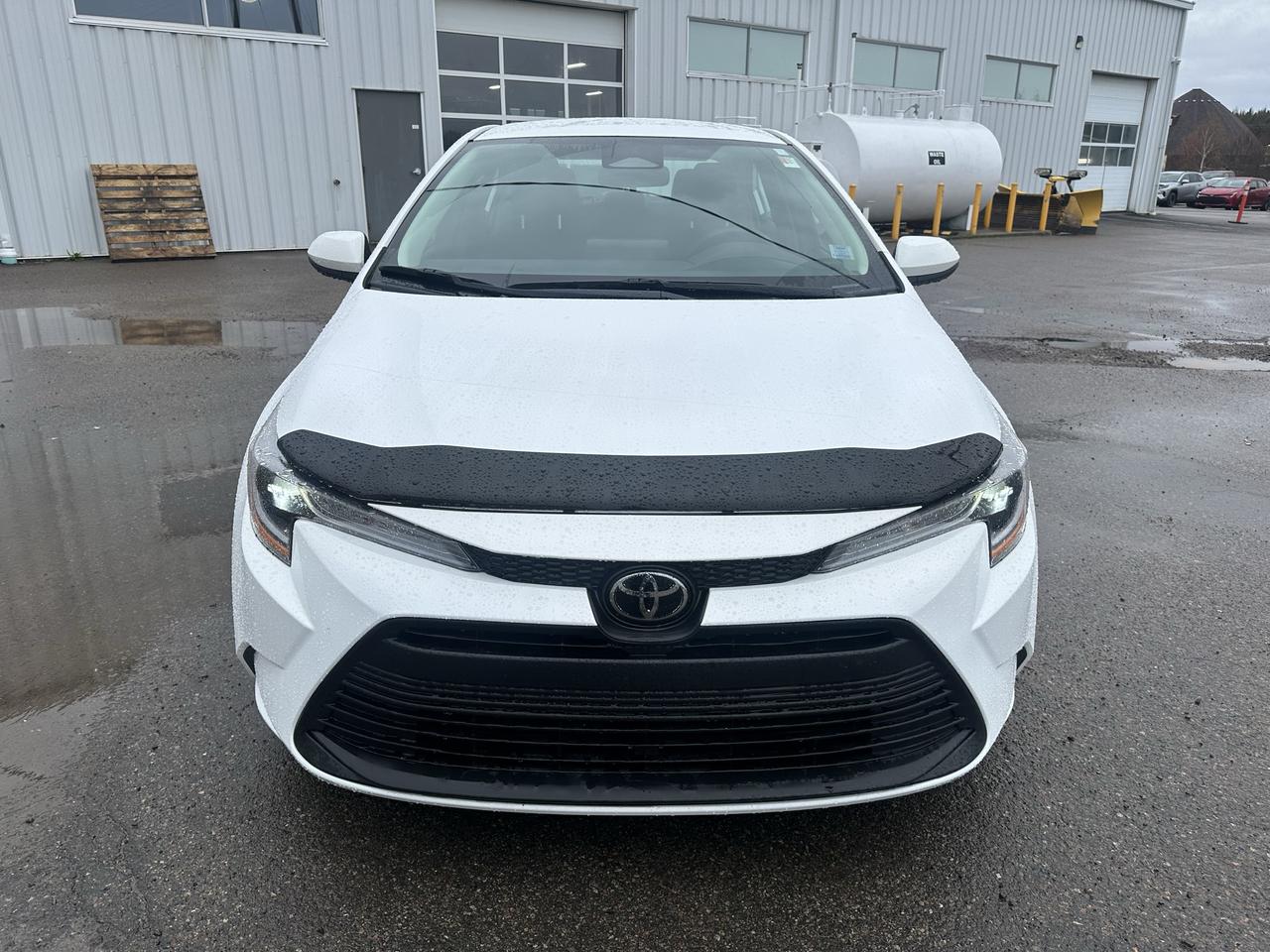 2023 Toyota Corolla LE Photo1