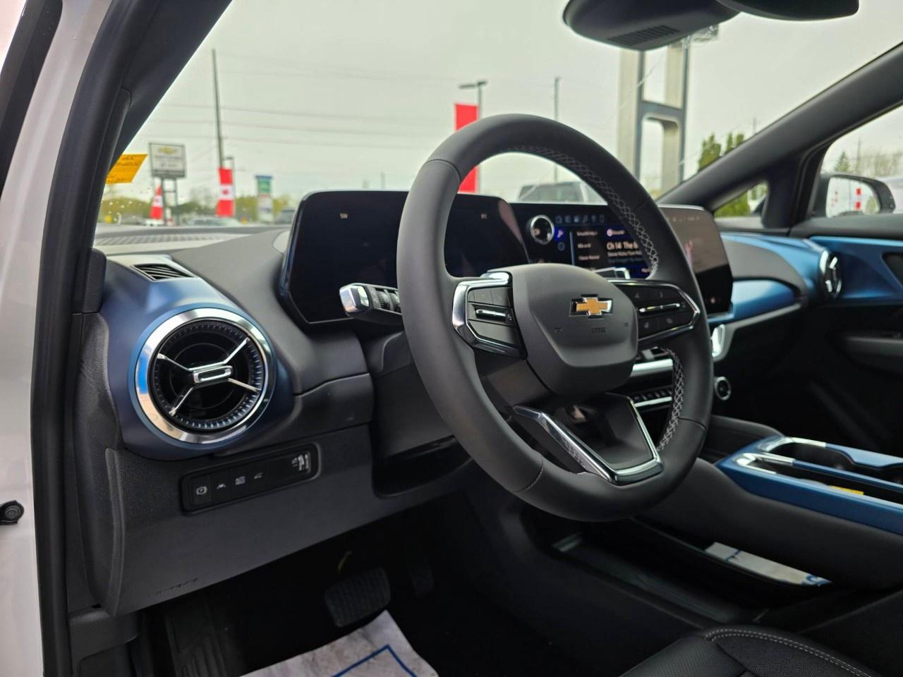 2026 Chevrolet Equinox EV 4dr LT Photo