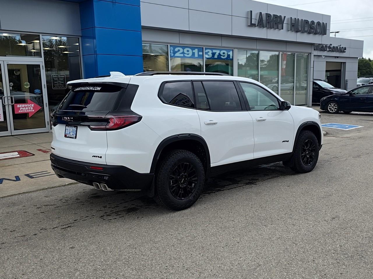 2026 GMC Acadia AWD AT4 Photo