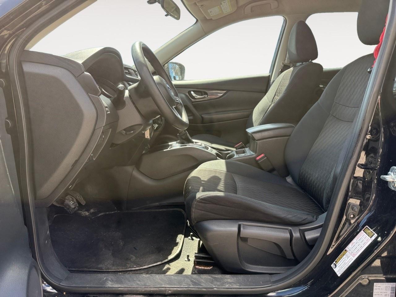 2018 Nissan Rogue AWD S Photo