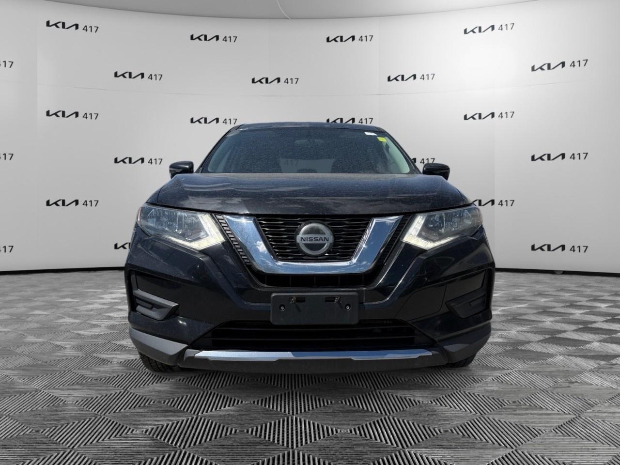 2018 Nissan Rogue AWD S Photo