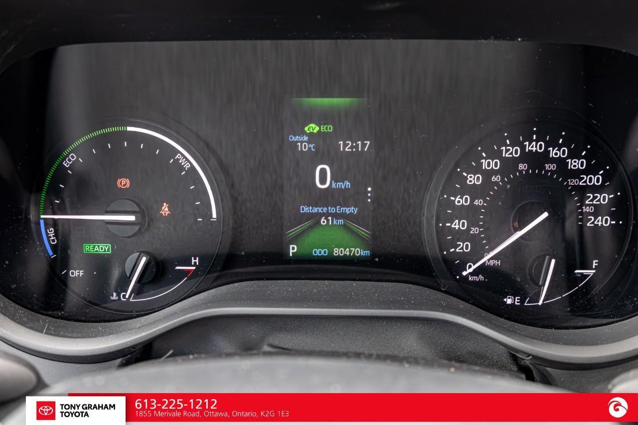 2021 Toyota Sienna XLE 8-Passenger Photo