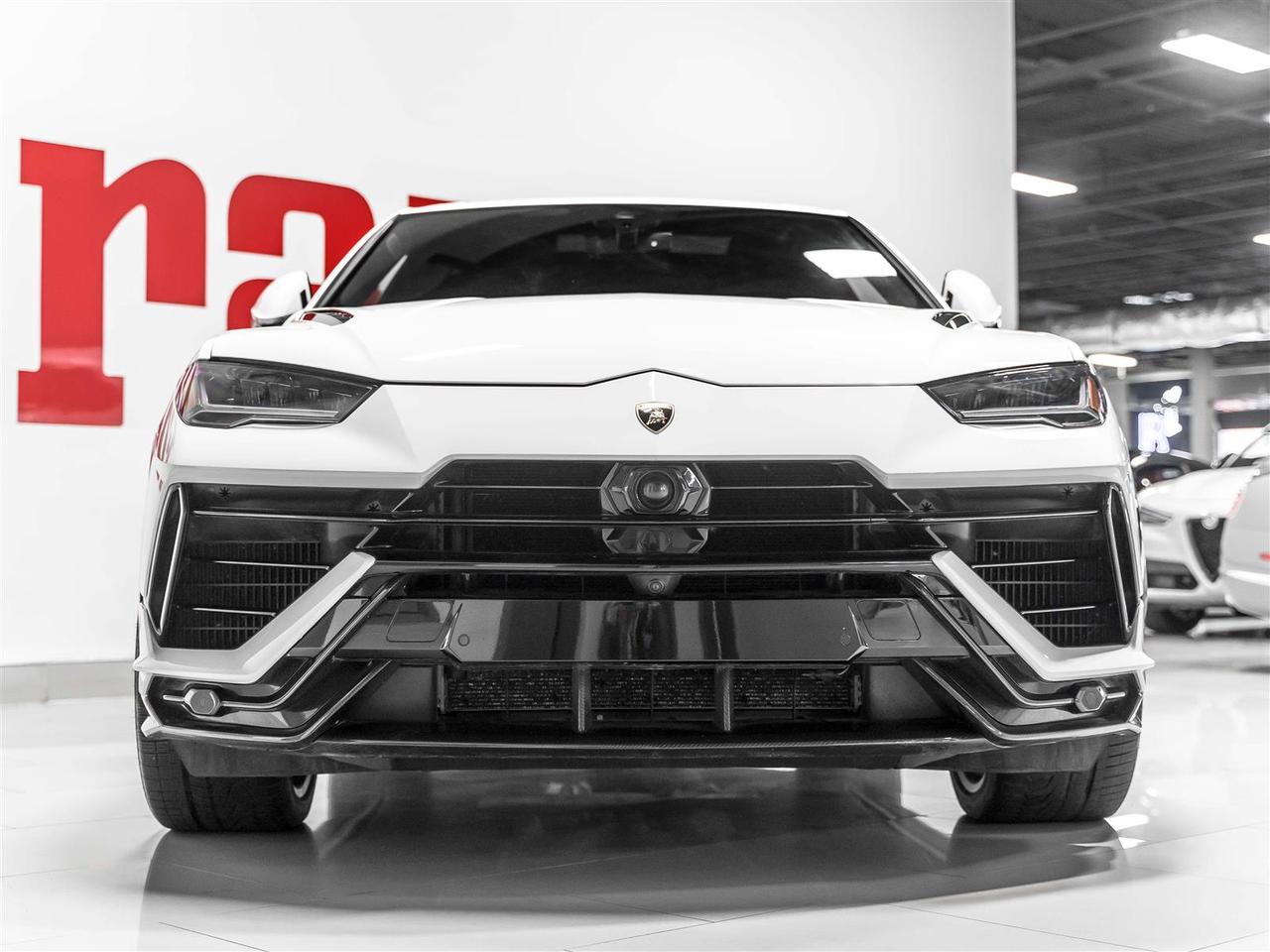 2023 Lamborghini Urus PERFORMANTE|4PASS|FULL CARBON|B&O 3D|AKRAPOVIC Photo3